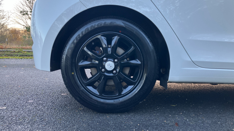 Hyundai i20 1.2 SE 5dr Petrol Hatchback